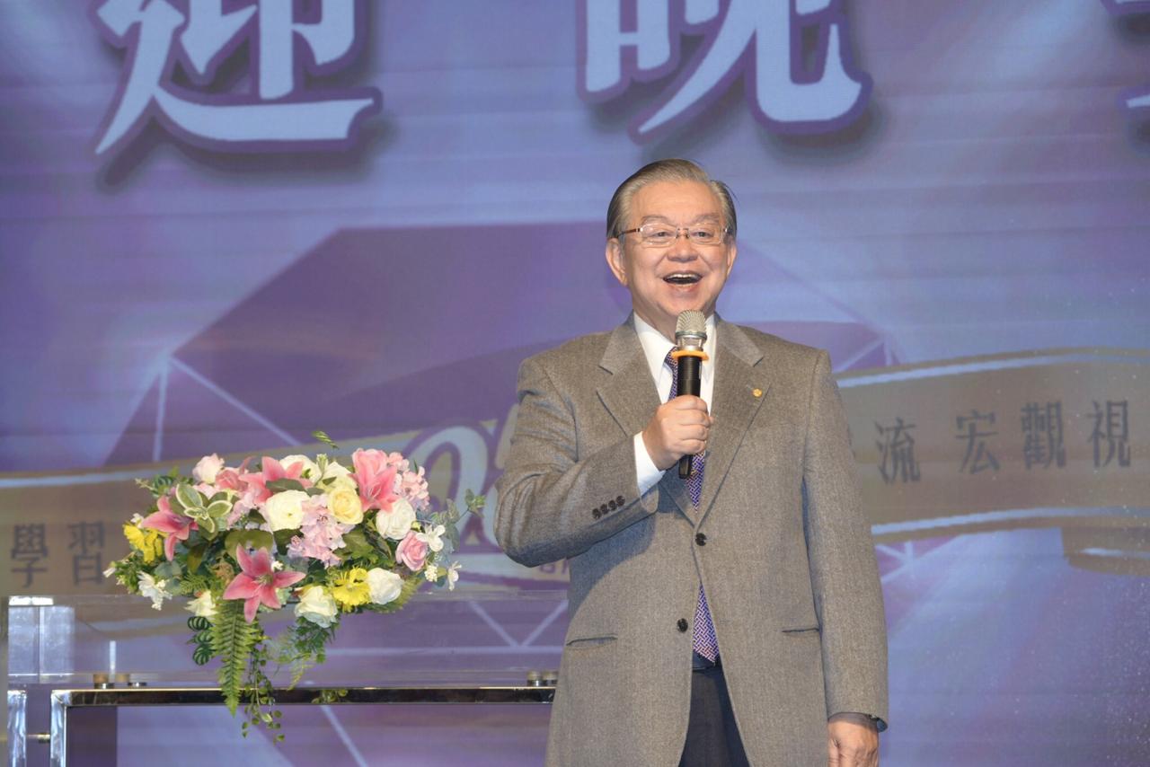 PHOTO-2018-10-15-19-11-06_1