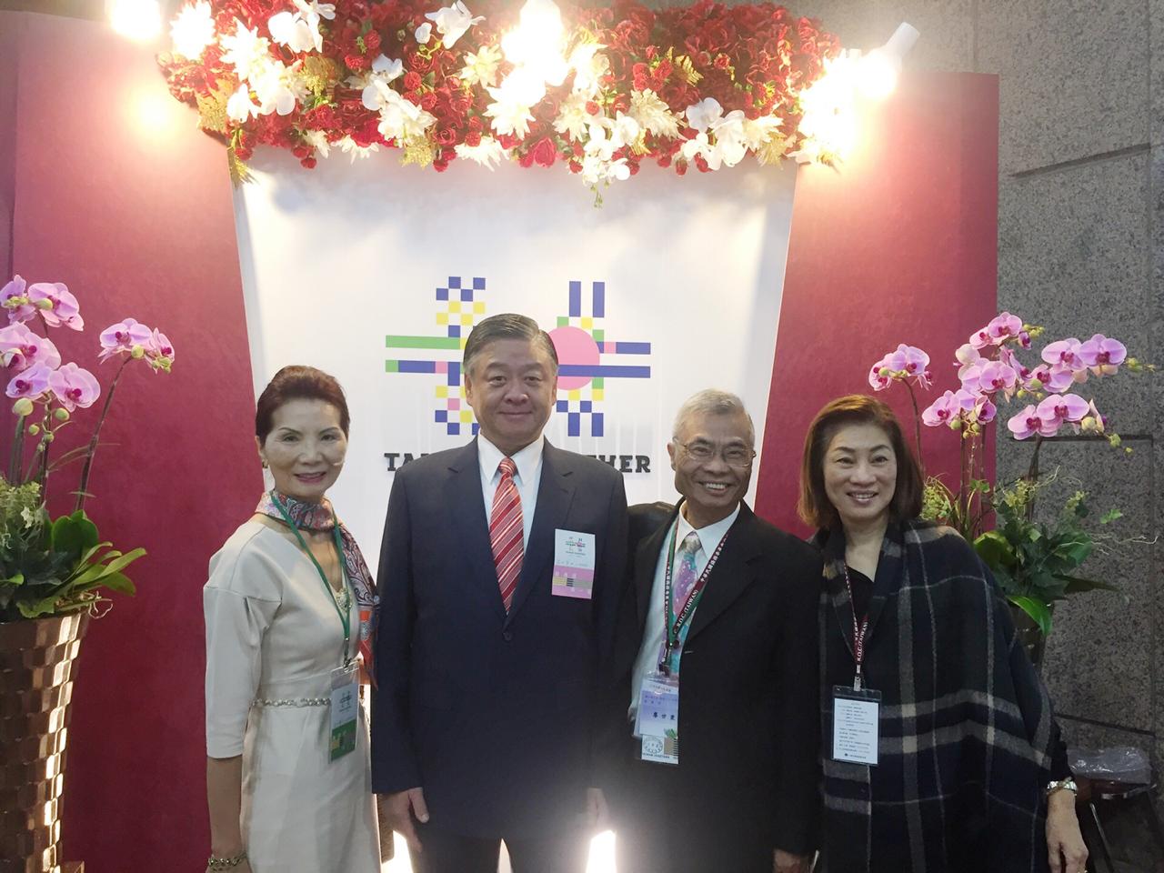 PHOTO-2018-10-19-12-47-55