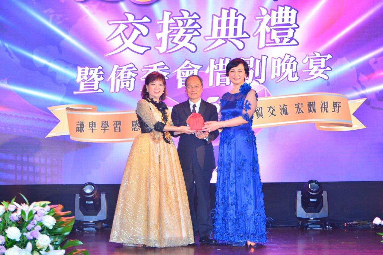 PHOTO-2018-10-19-13-32-00