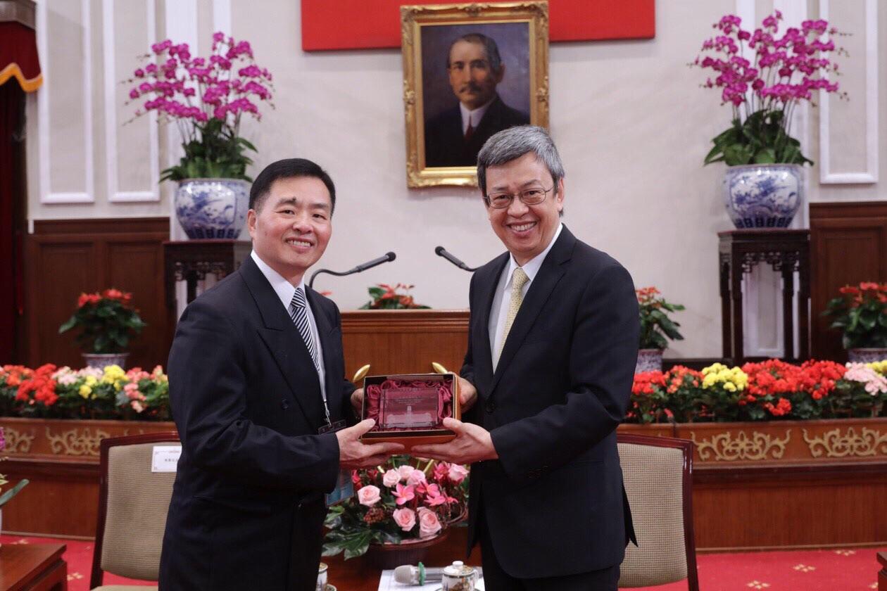 PHOTO-2018-11-17-00-34-16_2