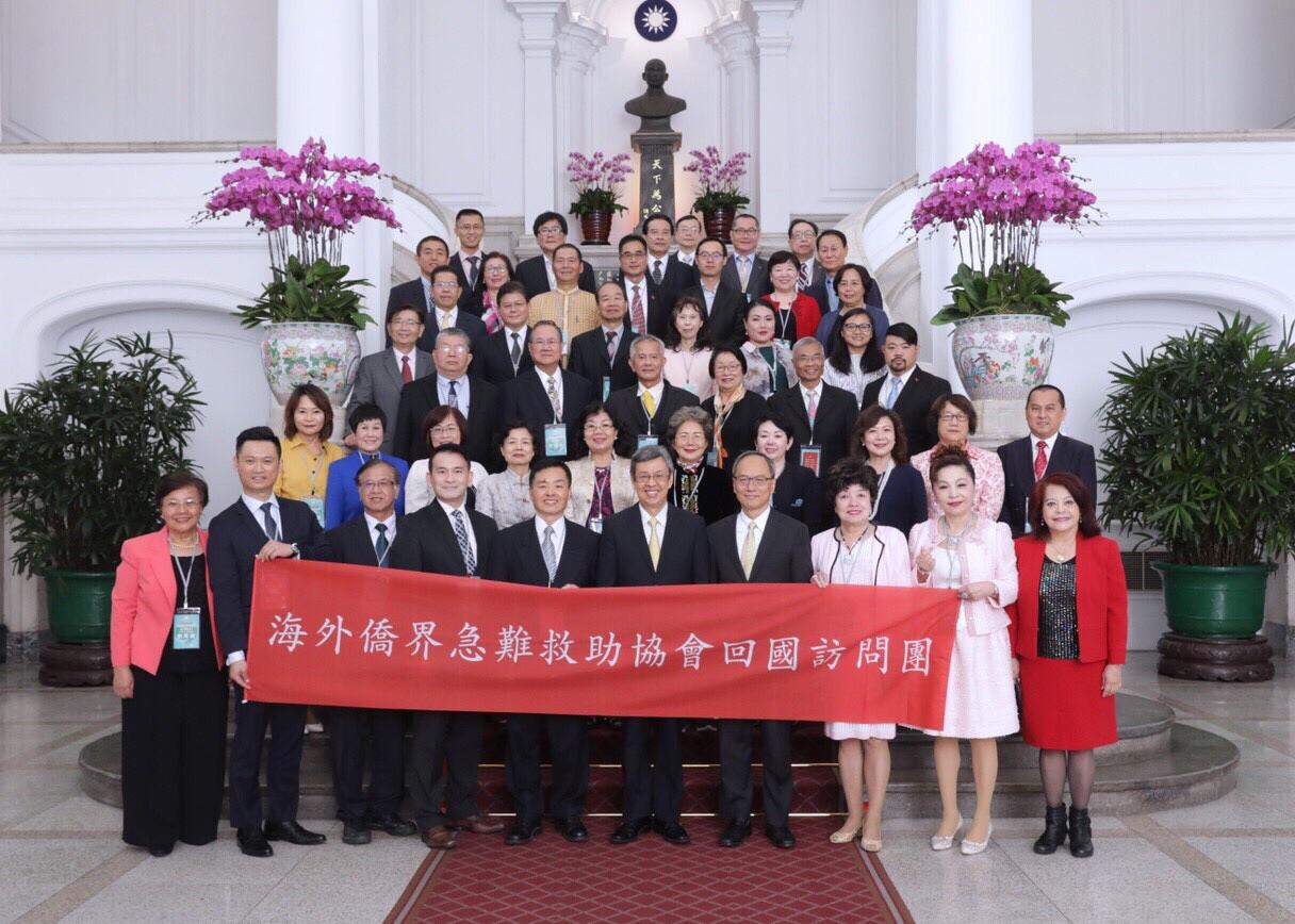 PHOTO-2018-11-17-00-34-17