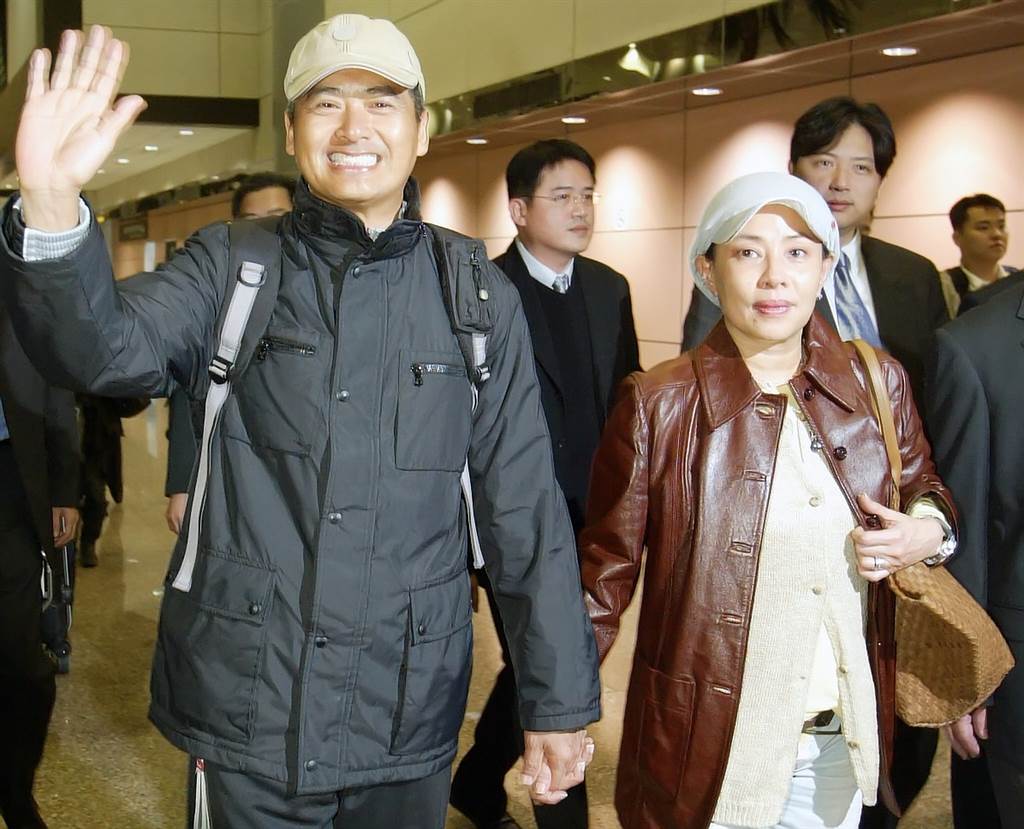 周潤發和現任妻子陳薈蓮結婚35年，感情十分緊密