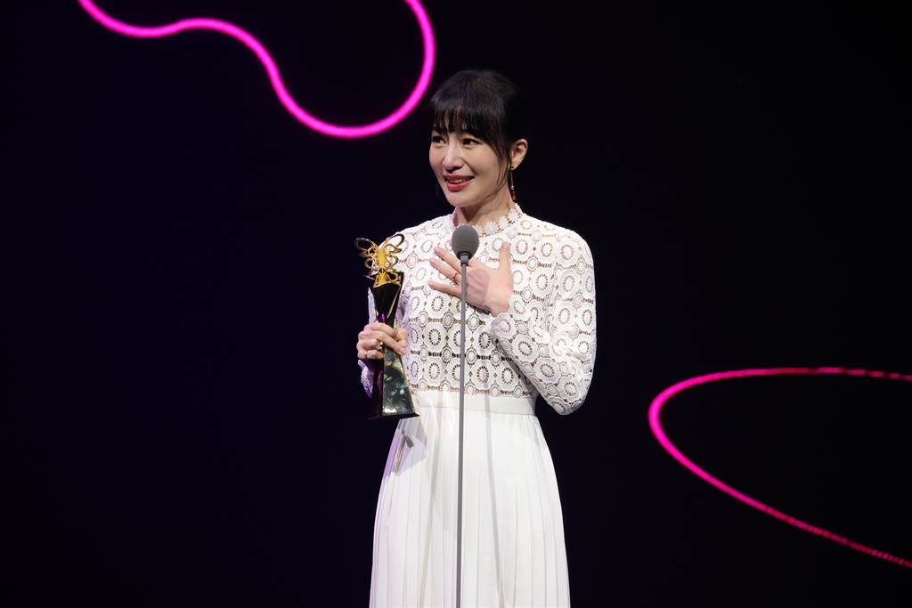 陽靚以《愛．殺》獲第23屆台北電影獎最佳女主角。