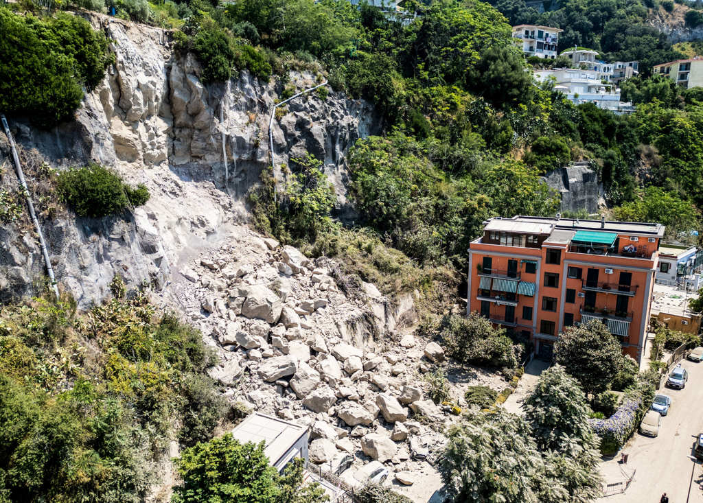 義大利那不勒斯4.7地震數十人受傷　多棟老建築受創